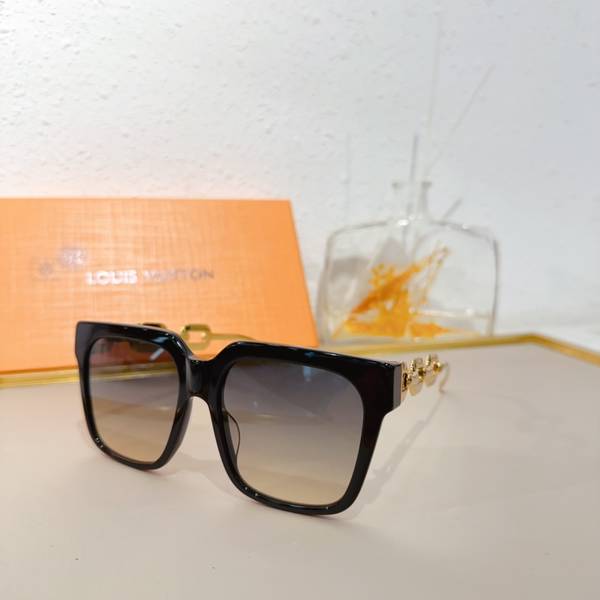 Louis Vuitton Sunglasses Top Quality LVS03704